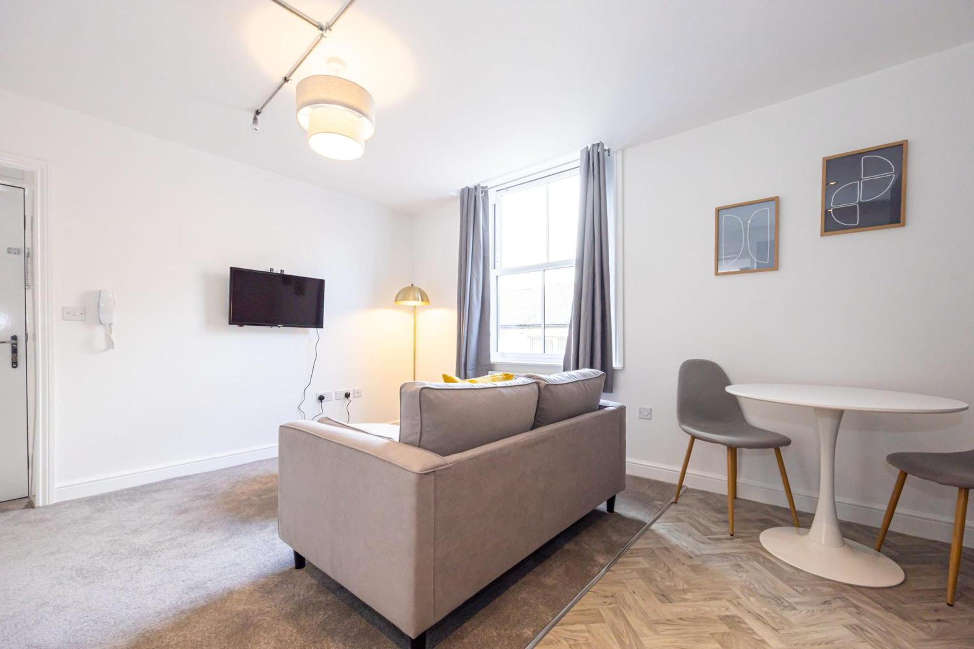 Beautiful 1 Bed 20Mins To Central Manchester Apartman Bolton Kültér fotó